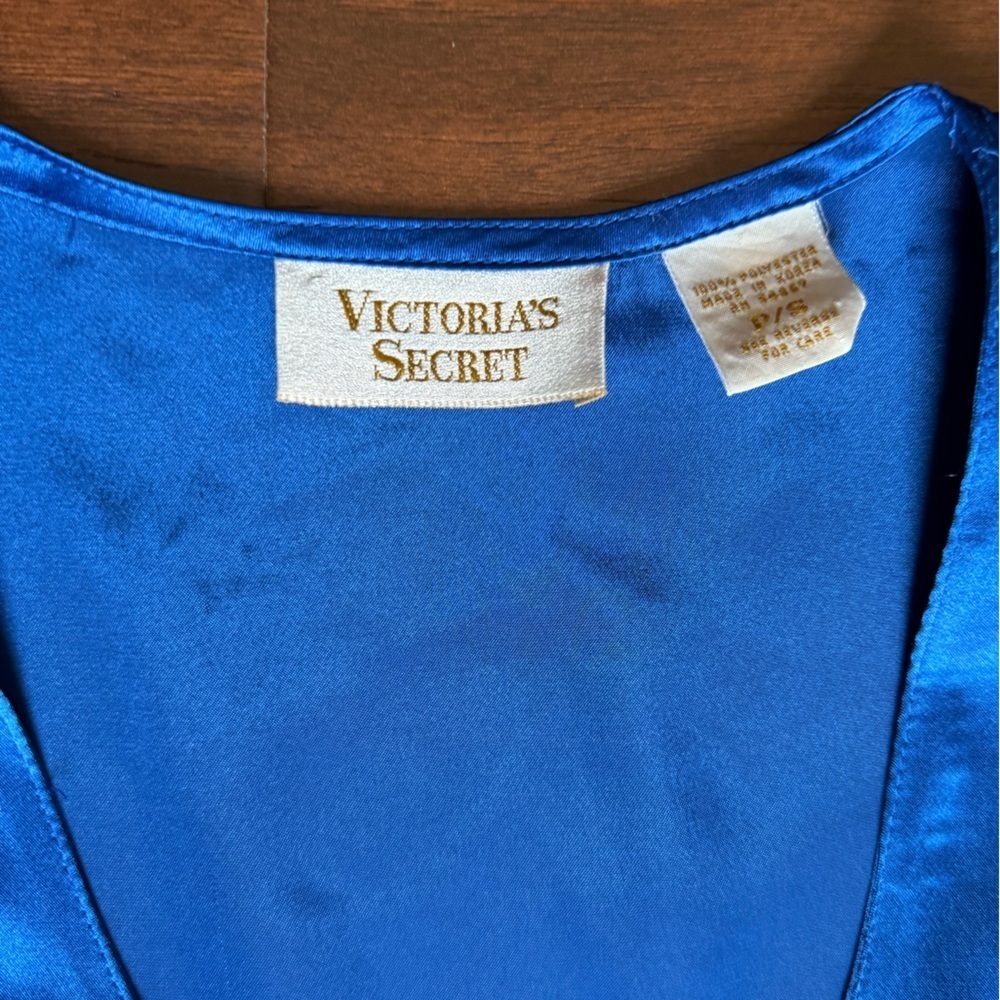 Vintage Victoria’s Secret Gold Label Blue Button up Nightgown - Picture 3 of 4